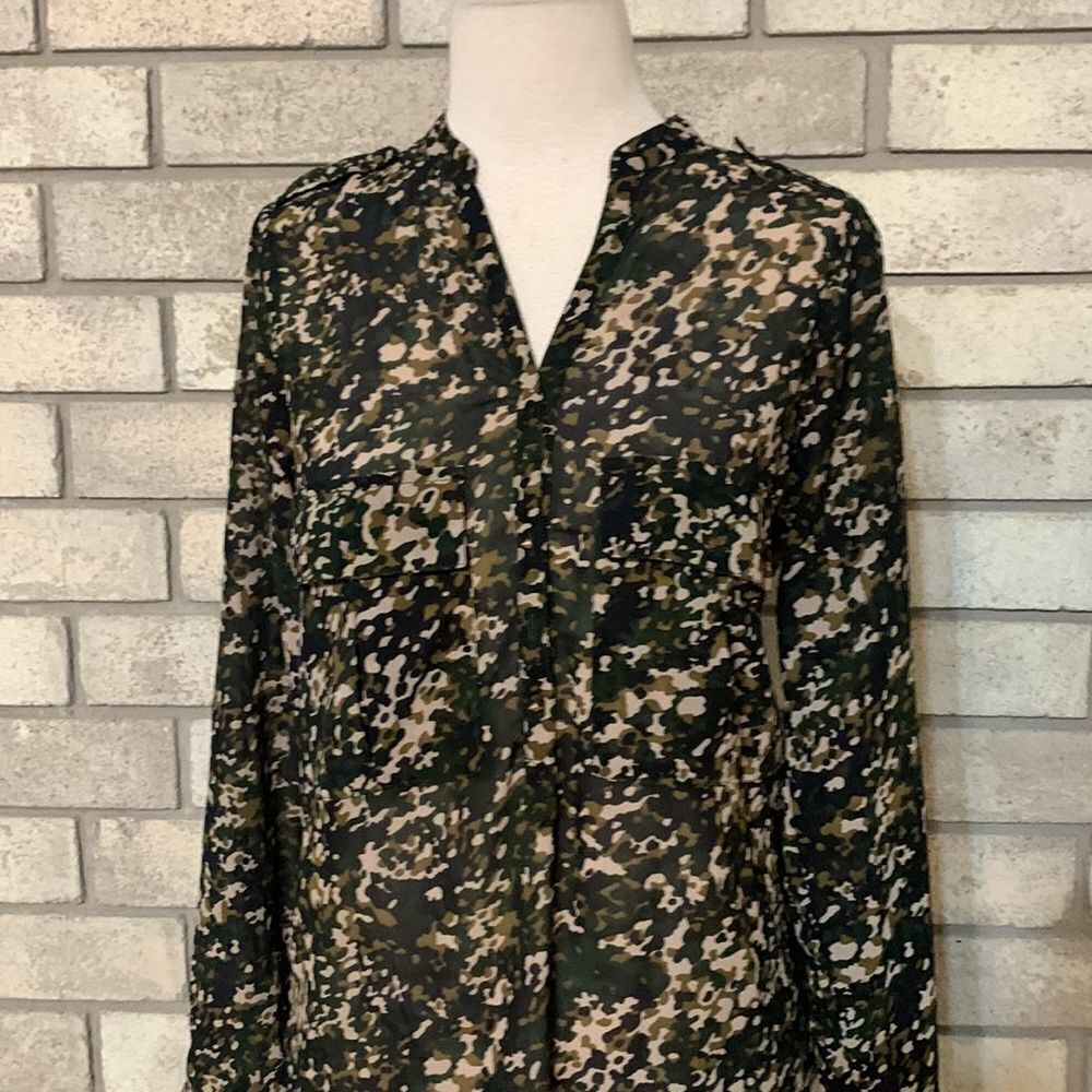 3for$20 blouse button front small - Picture 2 of 4